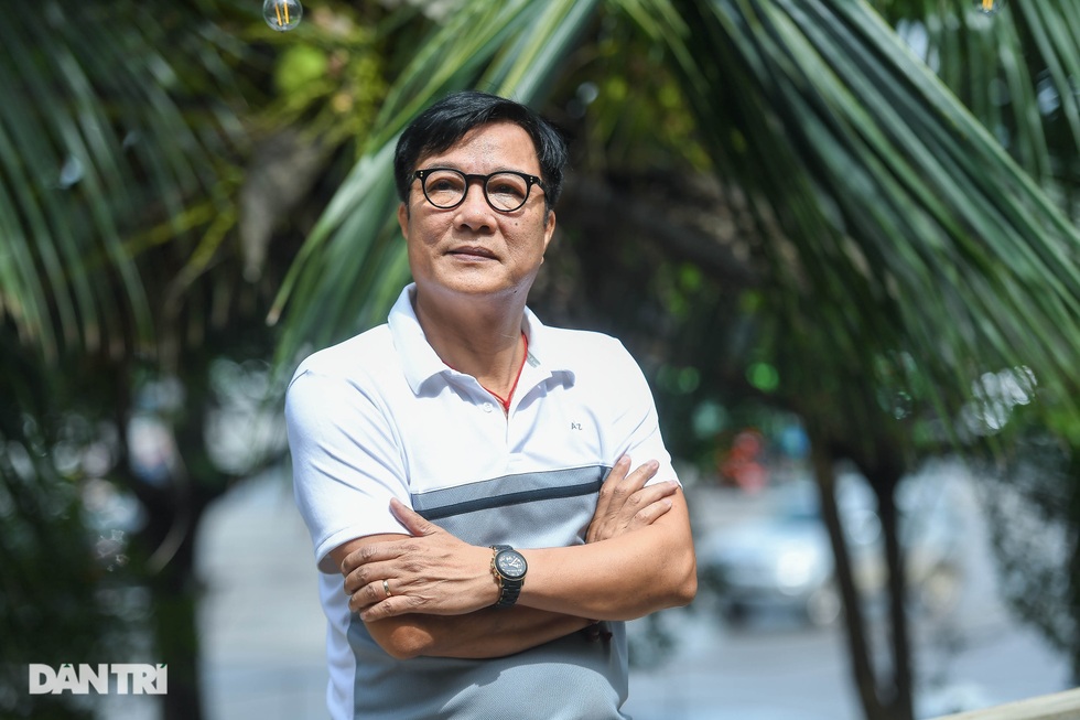 NSND Trọng Trinh kể nỗi đau về nghề, "cua" vợ kém 16 tuổi nhờ túi trà gừng