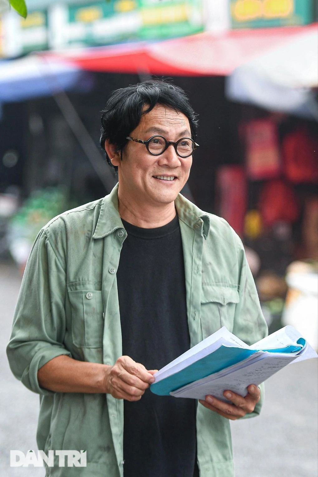 NSƯT Hoàng Hải tiết lộ chuyện doạ vợ khóc trong đêm tân hôn - 2 NSƯT Hoàng Hải tiết lộ chuyện doạ vợ khóc trong đêm tân hôn - 2