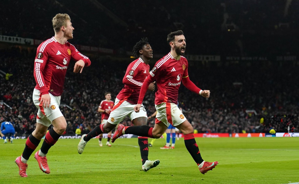 Man Utd thắng nghẹt thở trước Rangers, chắc chắn đi tiếp tại Europa League - 3