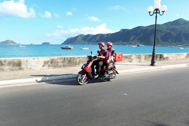 Yamaha ghi điểm với khách hàng nữ ở Côn Đảo