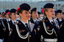 Những “bông hồng thép” trong lực lượng vũ trang Nga