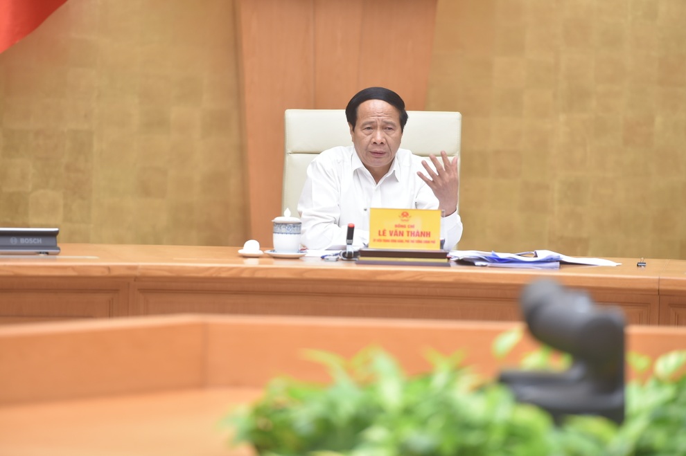 Doanh nghiệp lên tiếng kêu khó được tháo gỡ ngay tại chỗ - 1 Doanh nghiệp lên tiếng kêu khó được tháo gỡ ngay tại chỗ - 1