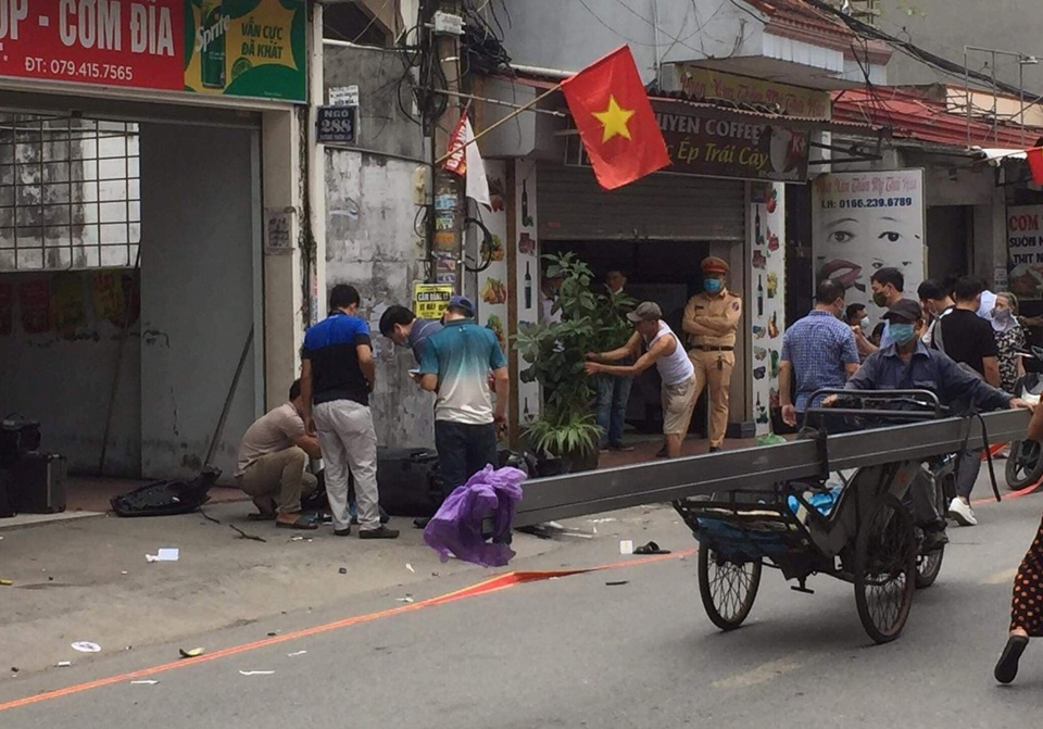 Vụ ô tô tông tử vong 2 thanh niên, tạm giữ hình sự 5 đối tượng - 1 Vụ ô tô tông tử vong 2 thanh niên, tạm giữ hình sự 5 đối tượng - 1