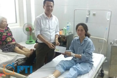 Bảo hiểm Bưu điện (PTI) tạm ứng bồi thường cho nạn nhân vụ tai nạn tàu hoả