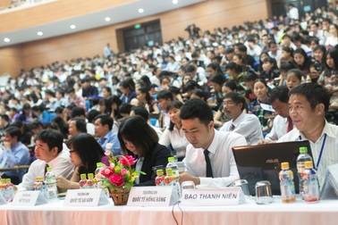 Ngày hội Tư vấn mùa thi 2017: Nhiều nỗi lo được giải toả...