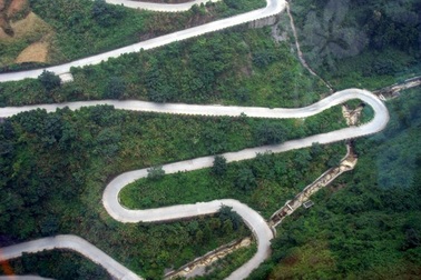 Những cung đường hiểm trở nhất thế giới