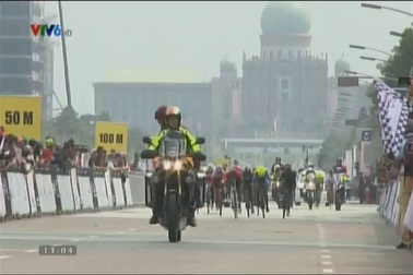 Nguyễn Thị Thật giành HCV ở bộ môn xe đạp