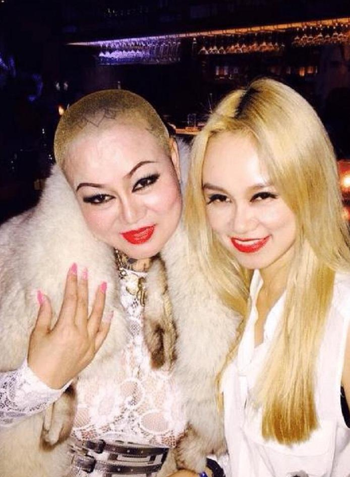 Nữ đại gia từng đăng tin tuyển bạn trai tặng Bentley, giờ ra sao? - 1 Nữ đại gia từng đăng tin tuyển bạn trai tặng Bentley, giờ ra sao? - 1