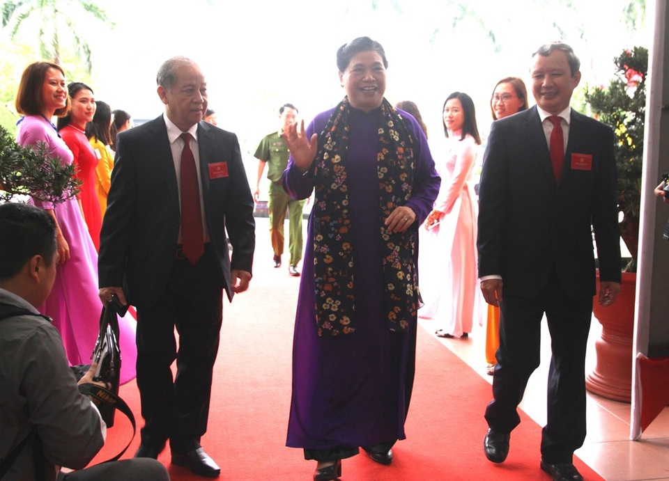 Đại hội Đảng bộ TT-Huế dành phút mặc niệm nạn nhân mưa lũ miền Trung - 1 Đại hội Đảng bộ TT-Huế dành phút mặc niệm nạn nhân mưa lũ miền Trung - 1