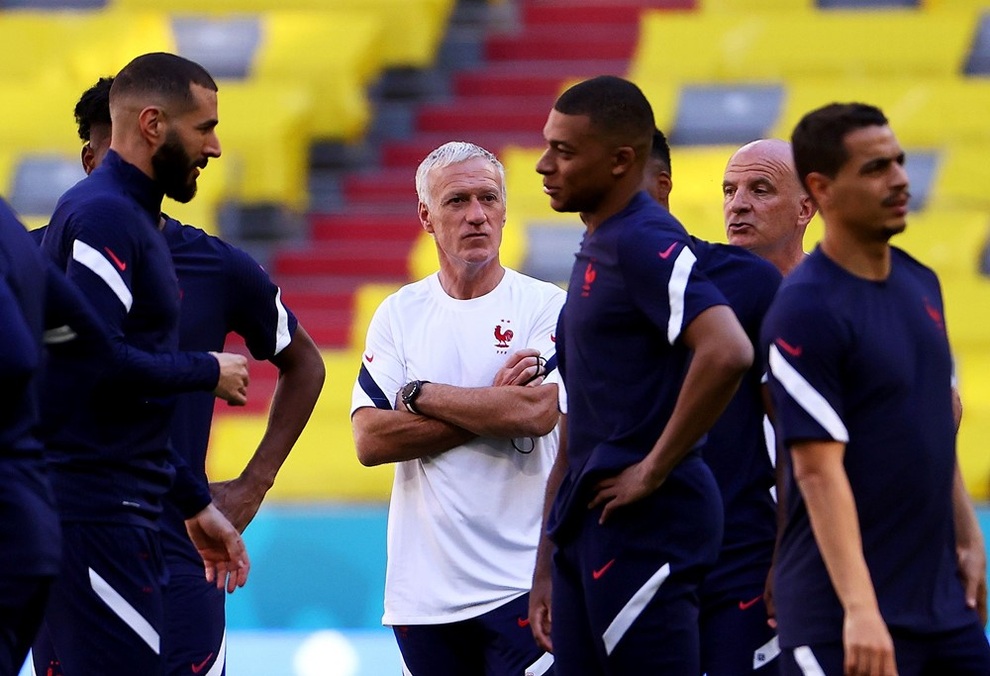 HLV Didier Deschamps: Mbappe và Giroud không hề có mâu thuẫn - 1 HLV Didier Deschamps: Mbappe và Giroud không hề có mâu thuẫn - 1
