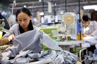 Hãng may hàng đầu thế giới từ bỏ Trung Quốc sang Việt Nam