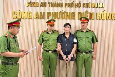 Nam thanh niên vi phạm nồng độ cồn, đâm cảnh sát giao thông ở TPHCM