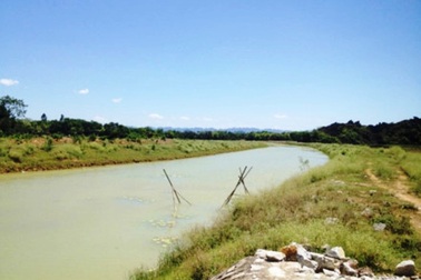 Chủ tịch huyện bị cảnh cáo, hàng loạt cán bộ xã nhận kỷ luật vì sai phạm