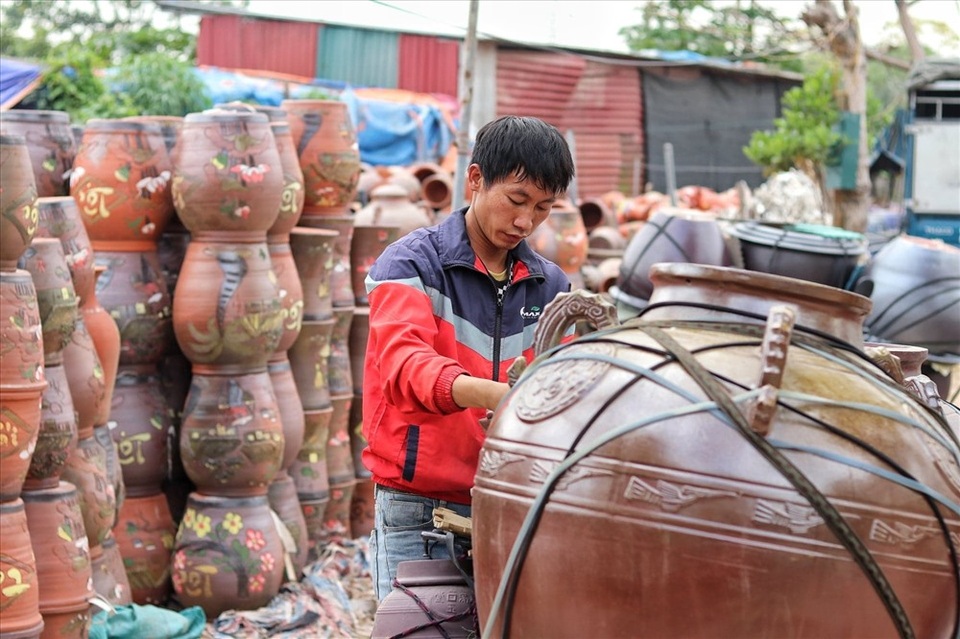 Những phận người “mắc cạn” trên sông Hồng - 3 Những phận người “mắc cạn” trên sông Hồng - 3