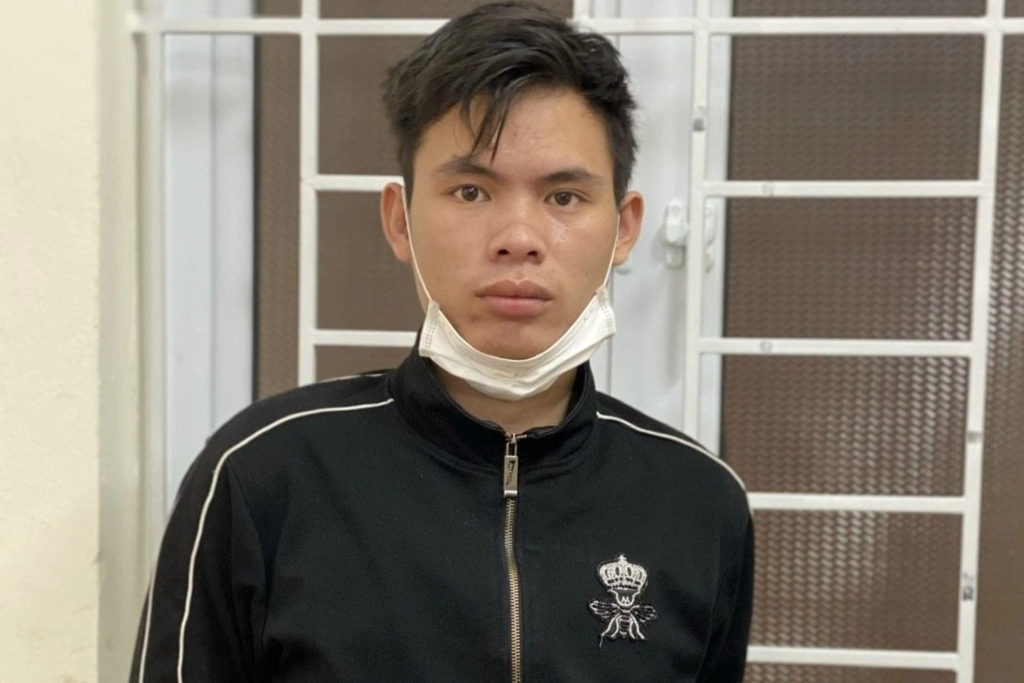 Thuê ô tô tự lái rồi đặt giấy tờ giả để cầm cố, chiếm đoạt tài sản - 1 Thuê ô tô tự lái rồi đặt giấy tờ giả để cầm cố, chiếm đoạt tài sản - 1