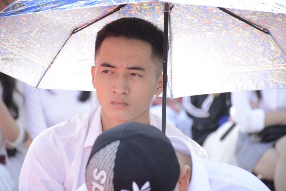 Người Thầy không chỉ là biểu tượng của trí tuệ mà còn là cốt cách - 4 Người Thầy không chỉ là biểu tượng của trí tuệ mà còn là cốt cách - 4