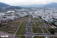 Hiện trạng các lô "đất vàng" um tùm cỏ ở sân bay Nha Trang