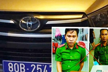 Hai công an “dỏm” bị bắt giữ khi đang đọc lệnh bắt người