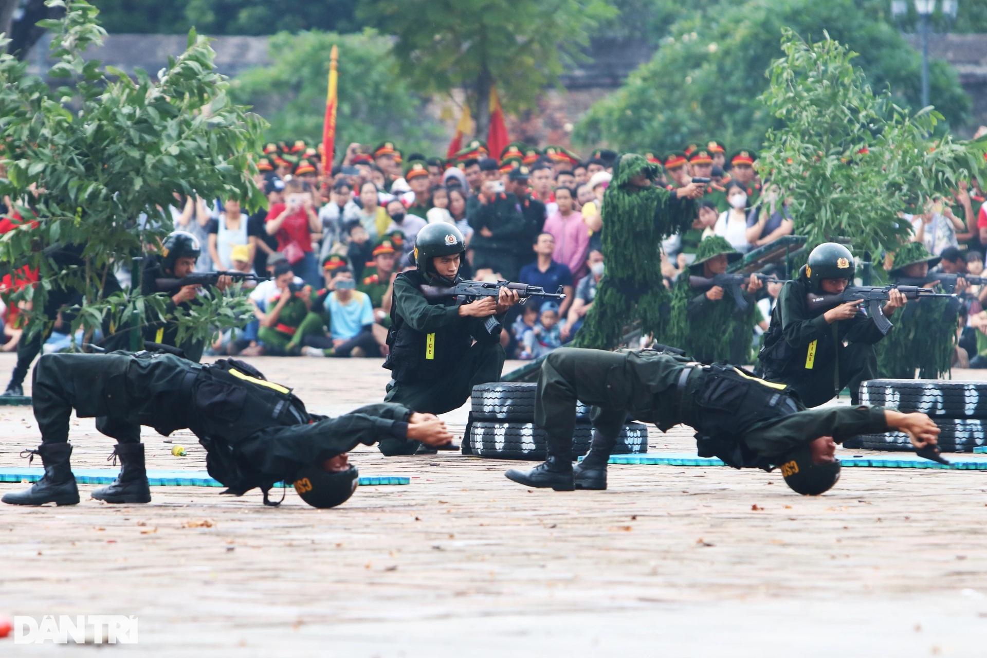 Watching Unarmed Police Destroy Hard Objects - 12