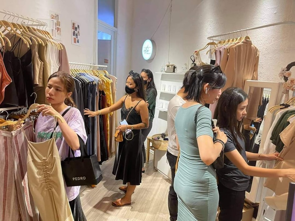 Local Brands - thời trang số hóa giữa đại dịch - 2 Local Brands - thời trang số hóa giữa đại dịch - 2