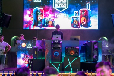 Lựa chọn thiết bị âm thanh phù hợp cho bữa tiệc ngoài trời