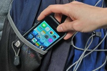 Mua điện thoại trộm cắp rồi gọi cho chủ nhân để đòi tiền chuộc