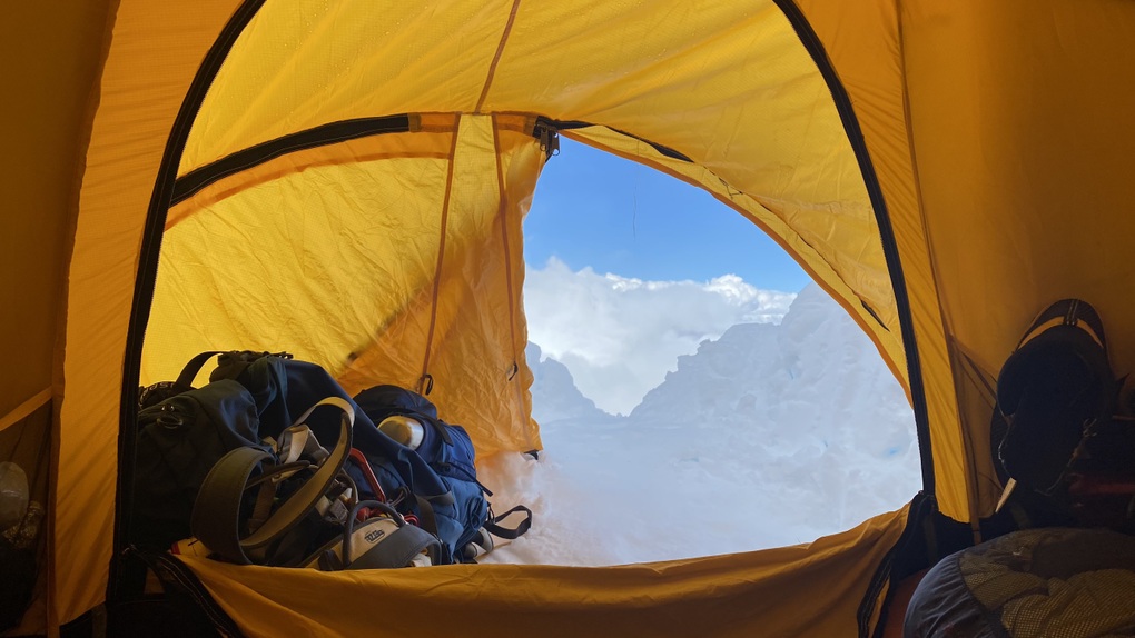 Bác sĩ Việt kể khoảnh khắc thoát chết khỏi trận lở tuyết kinh hoàng ở Nepal - 11 Bác sĩ Việt kể khoảnh khắc thoát chết khỏi trận lở tuyết kinh hoàng ở Nepal - 11