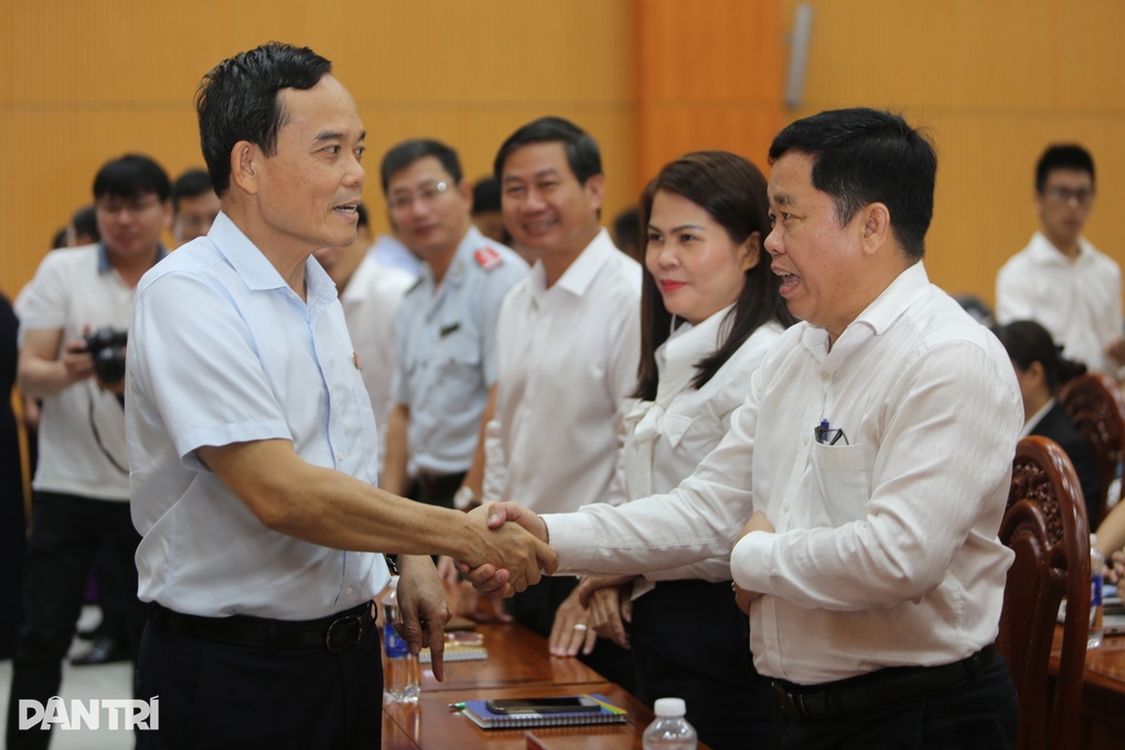 Bí thư Trần Lưu Quang: Sớm làm đường kết nối trung tâm TPHCM với Bà Rịa - 1 Bí thư Trần Lưu Quang: Sớm làm đường kết nối trung tâm TPHCM với Bà Rịa - 1