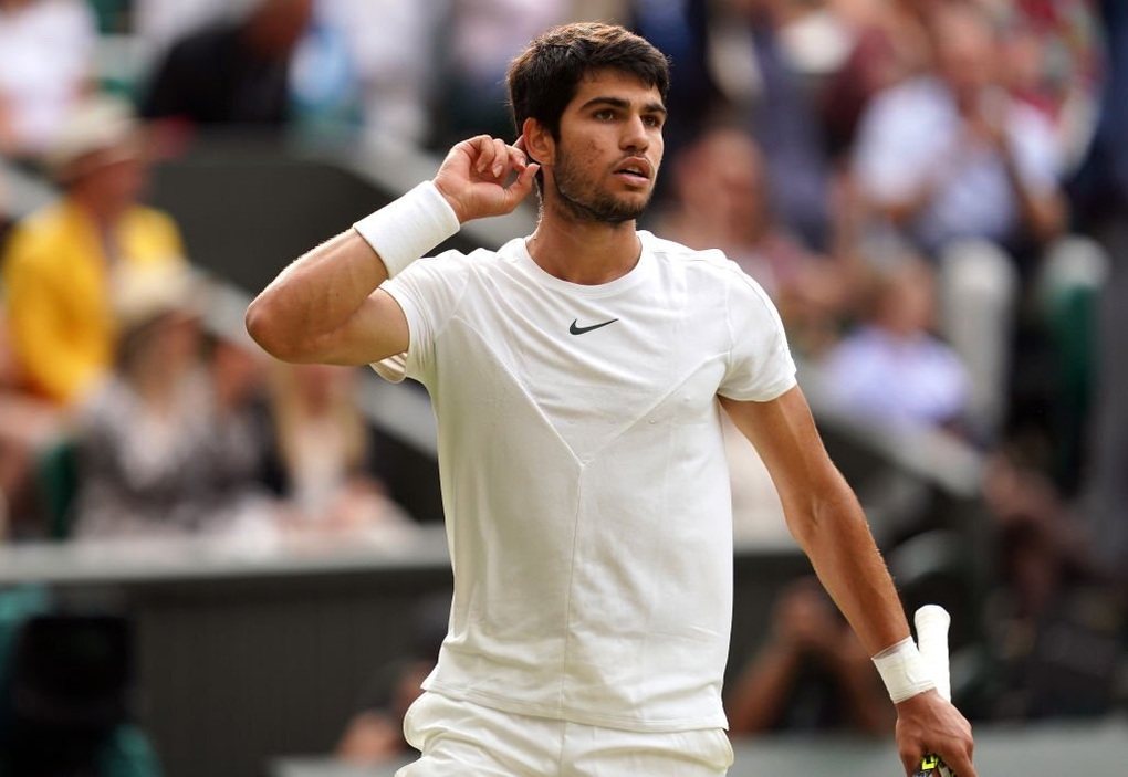 Đánh bại Djokovic sau 5 set, Alcaraz vô địch Wimbledon - 1 Đánh bại Djokovic sau 5 set, Alcaraz vô địch Wimbledon - 1