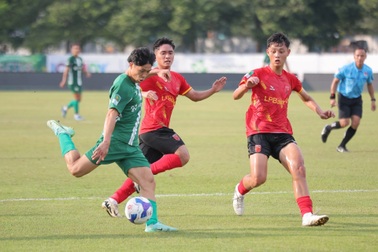 Công Phượng nói gì về hành động nghĩa hiệp với đàn em?