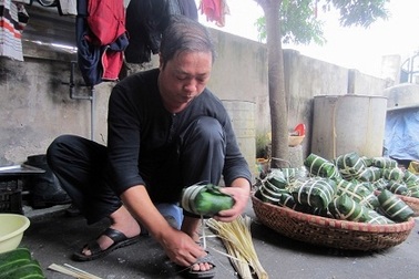 Không khí Tết ở làng bánh chưng Tranh Khúc