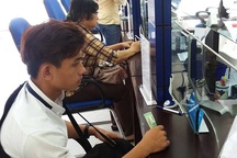 Mua ngân hàng 0 đồng, ai bảo vệ người gửi tiền?