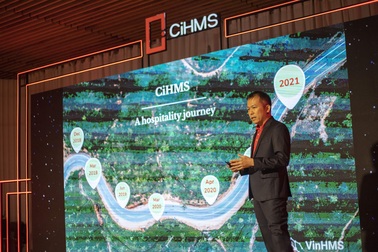 Cựu kiến trúc sư Amazon Web Services tiết lộ về hệ thống "siêu quản gia" của người Việt