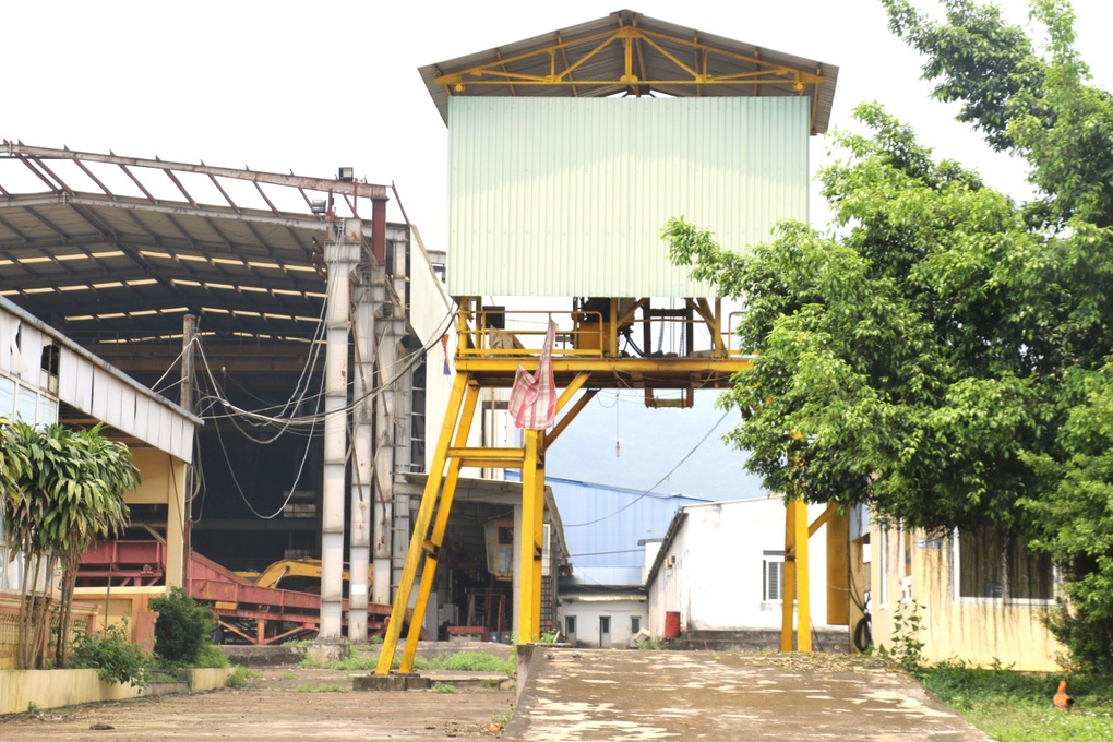 Đóng cửa nhà máy mía đường nợ như chúa chổm - 2 Đóng cửa nhà máy mía đường nợ như chúa chổm - 2