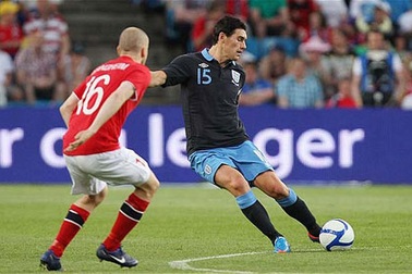 Barry về nước, ĐT Anh khủng hoảng tiền vệ