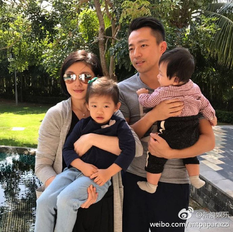 Hé lộ mối quan hệ giữa Từ Hy Viên và chồng sau bão ly hôn - 3 Hé lộ mối quan hệ giữa Từ Hy Viên và chồng sau bão ly hôn - 3