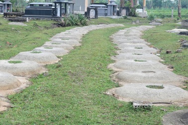 Cả làng cùng chăm lo hơn 3.300 ngôi mộ "người dưng"