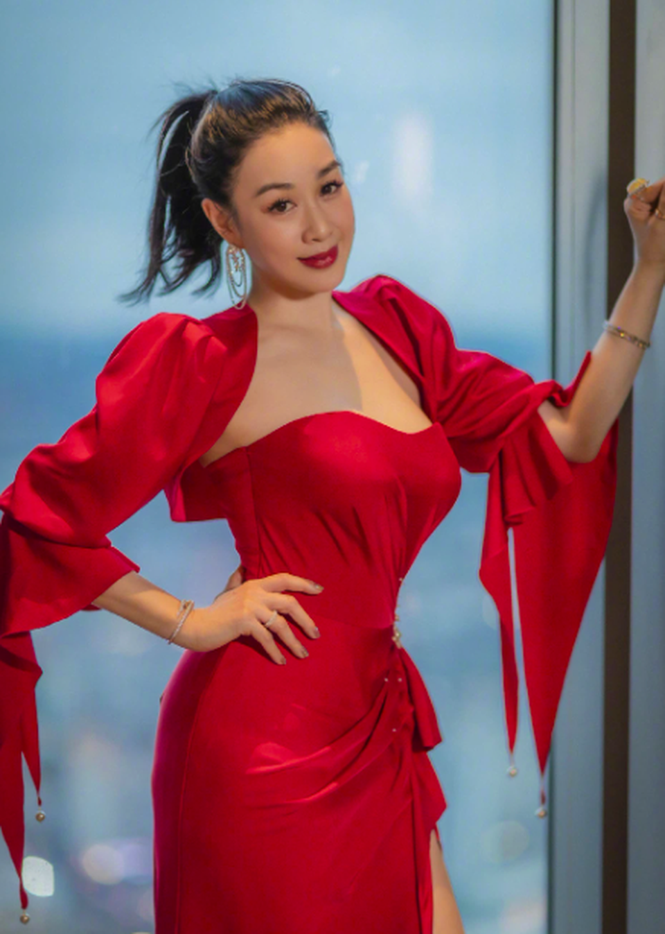 Những khoảnh khắc ngọt ngào trong lễ tình nhân của dàn sao Hoa ngữ - 16 Những khoảnh khắc ngọt ngào trong lễ tình nhân của dàn sao Hoa ngữ - 16