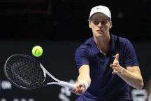 Sinner chạm trán Djokovic ở bán kết Six Kings Slam 2025