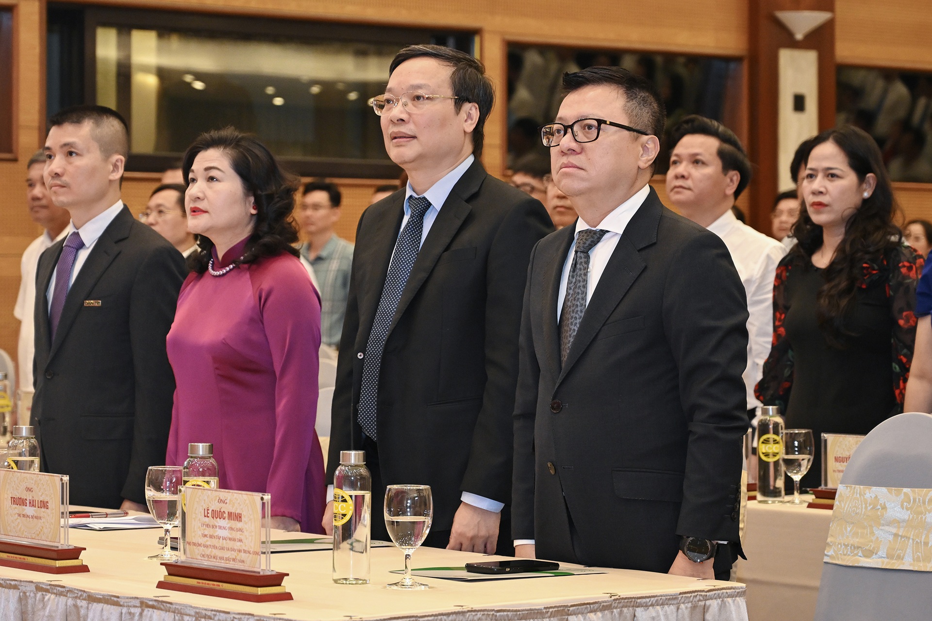Toàn cảnh Lễ kỷ niệm 20 năm thành lập Báo điện tử Dân trí - 3 Toàn cảnh Lễ kỷ niệm 20 năm thành lập Báo điện tử Dân trí - 3