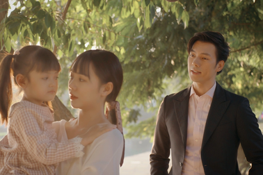 Đời thường khác xa trên phim của Nhan Phúc Vinh "Đừng làm mẹ cáu"