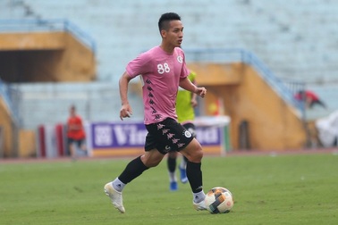 Đỗ Hùng Dũng nói gì khi HLV Kiatisuk dẫn dắt HA Gia Lai?