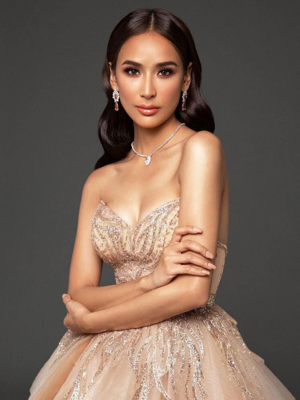 Nhan sắc gợi cảm của người đẹp hụt danh hiệu Hoa hậu Hòa bình Thế giới - 3 Nhan sắc gợi cảm của người đẹp hụt danh hiệu Hoa hậu Hòa bình Thế giới - 3