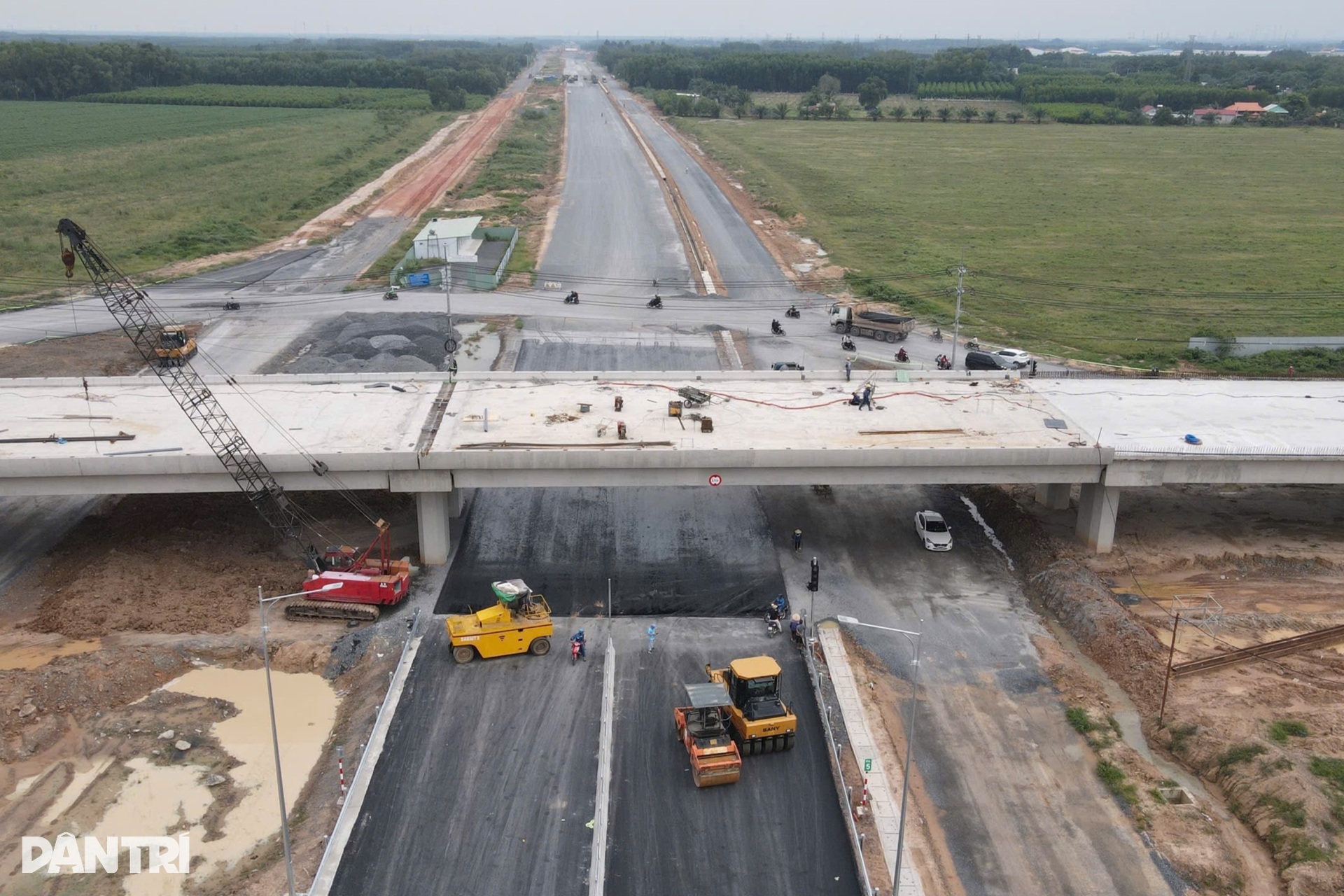 Đoạn Vành đai 3 nối TPHCM với Đồng Nai chính thức thông xe - 14 Đoạn Vành đai 3 nối TPHCM với Đồng Nai chính thức thông xe - 14