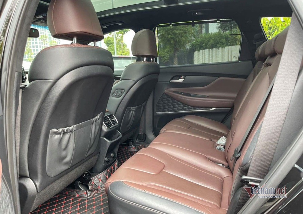 Hyundai Santa Fe đi hơn 2 năm có còn giữ giá? - 5 Hyundai Santa Fe đi hơn 2 năm có còn giữ giá? - 5