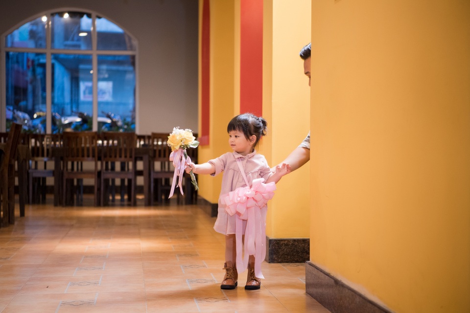 Đỗ Mỹ Linh, Phương Nga khiến “bà trùm hoa hậu” Kim Dung bật khóc - 6 Đỗ Mỹ Linh, Phương Nga khiến “bà trùm hoa hậu” Kim Dung bật khóc - 6