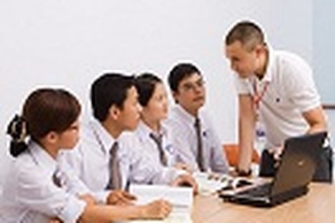 Thành công hơn từ chương trình học tập và liên thông cử nhân Quản trị kinh doanh cấp bằng từ Vương quốc Bỉ 