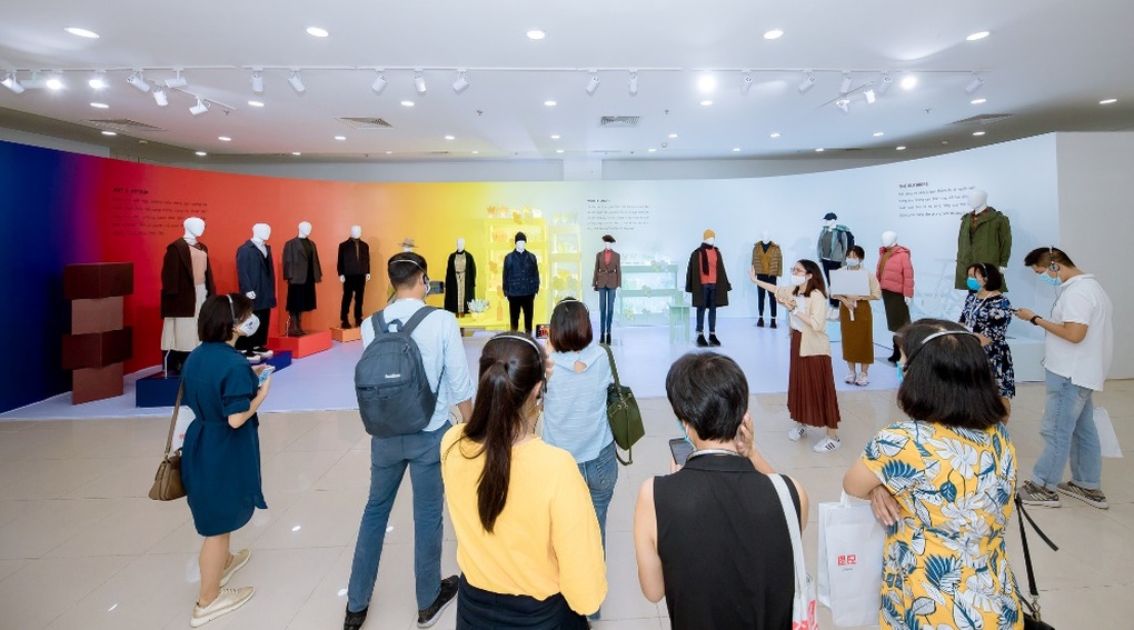 Chuỗi các triển lãm ấn tượng của UNIQLO trong 3 năm tại Việt Nam - 1 Chuỗi các triển lãm ấn tượng của UNIQLO trong 3 năm tại Việt Nam - 1
