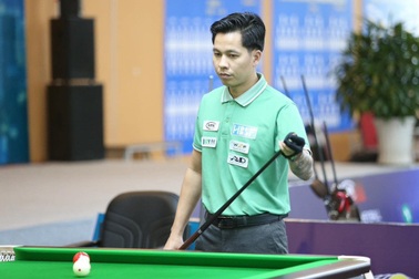 Nhiều ngôi sao tham dự giải billiards pool 9 bi tại Bình Dương