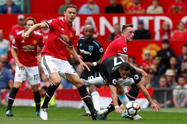 Chấm điểm MU 4-0 West Ham: Matic quá tuyệt vời